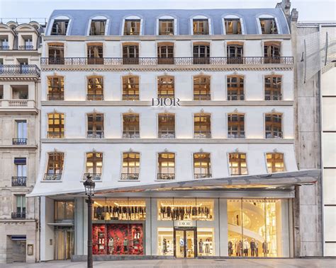 dior paris online shopping|christian Dior boutique Paris.